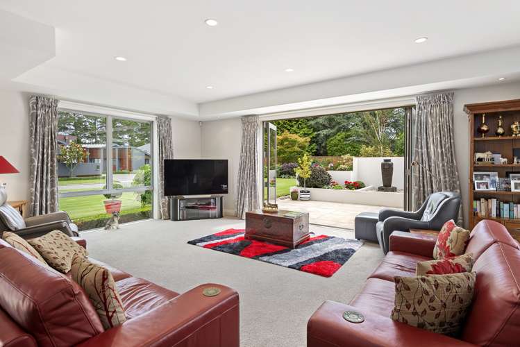 38 Grangewood Drive Lincoln_5