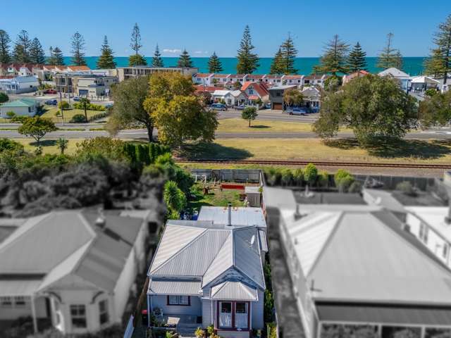 176 Wellesley Road Napier South_1