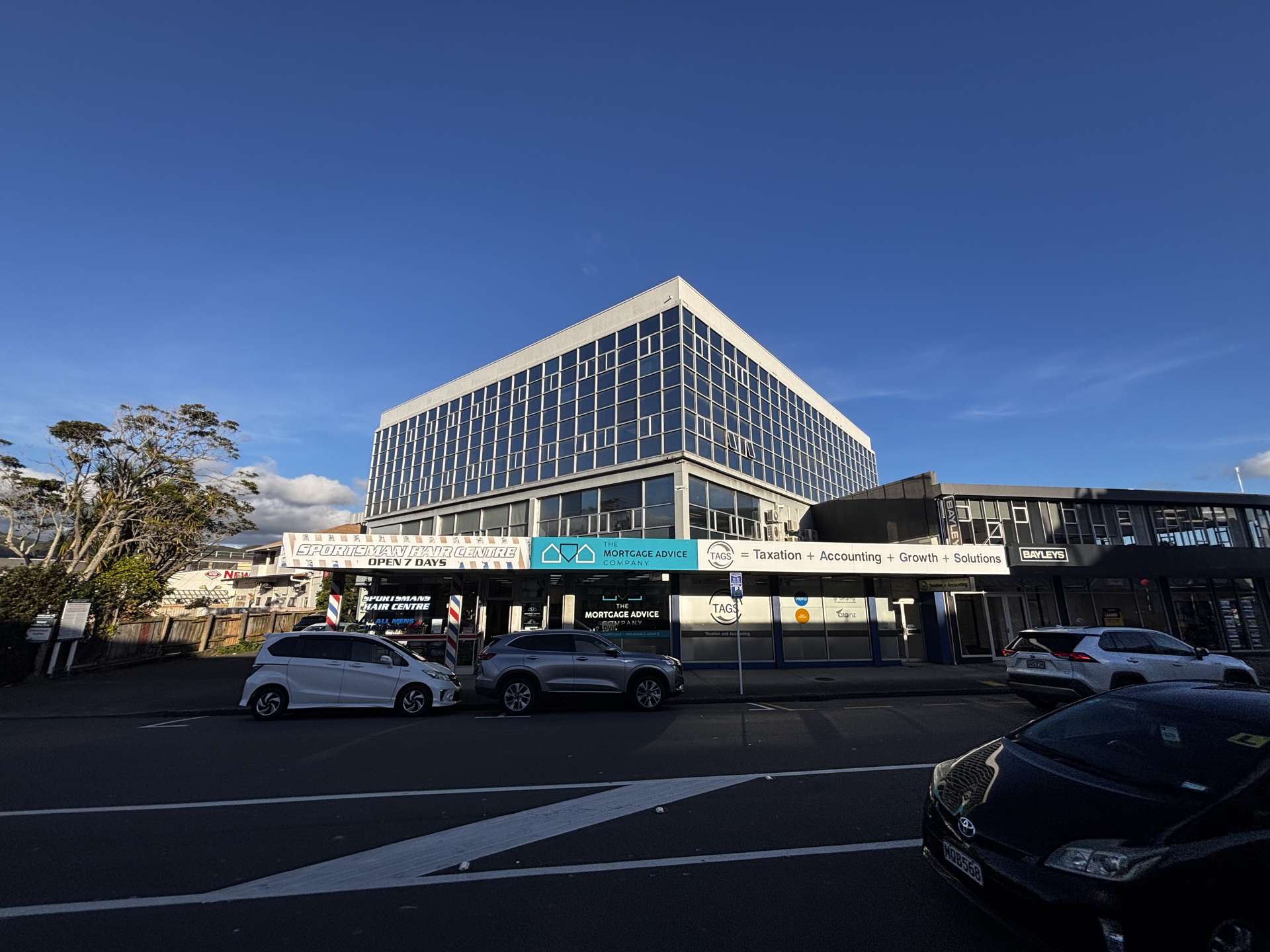 Suite 4, 5, 6/29 Waterloo Road Hutt Central_0