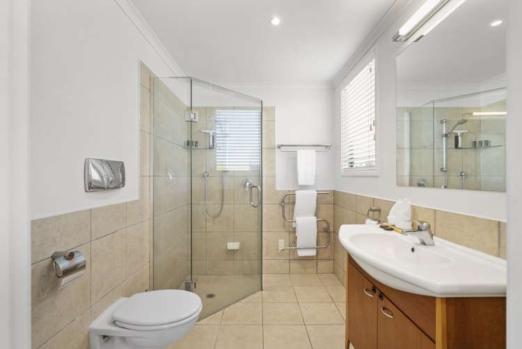 312/136 Marine Parade Mt Maunganui_11