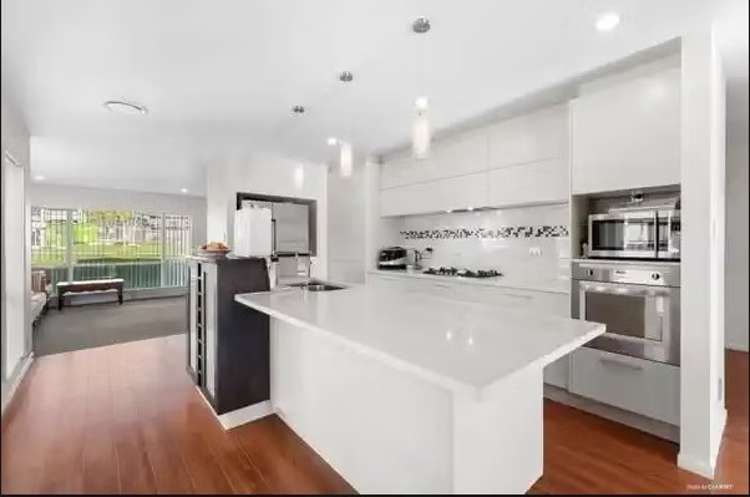  6 Listack Drive Flat Bush_7