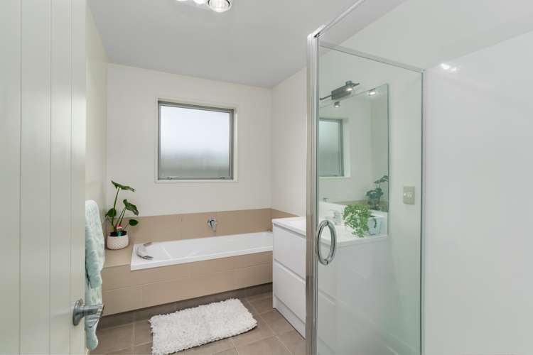 4b Renoir Drive Rolleston_15