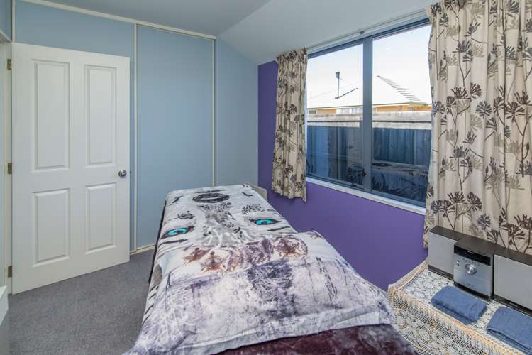 16 Paget Drive Woodend_12