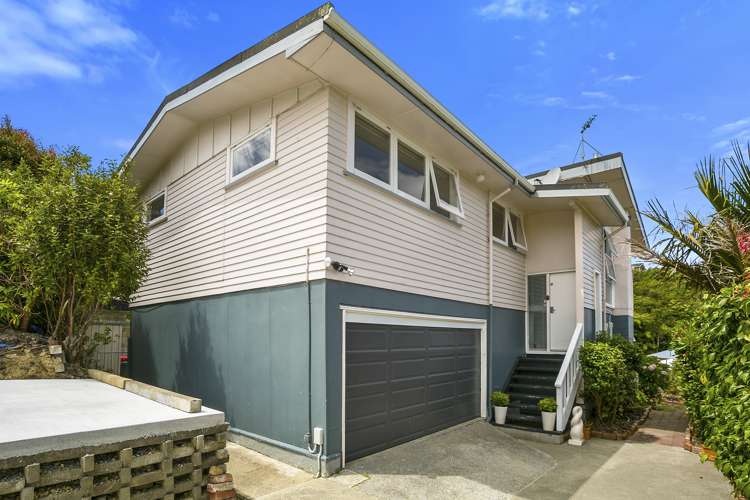 220 Dowse Drive Maungaraki_19