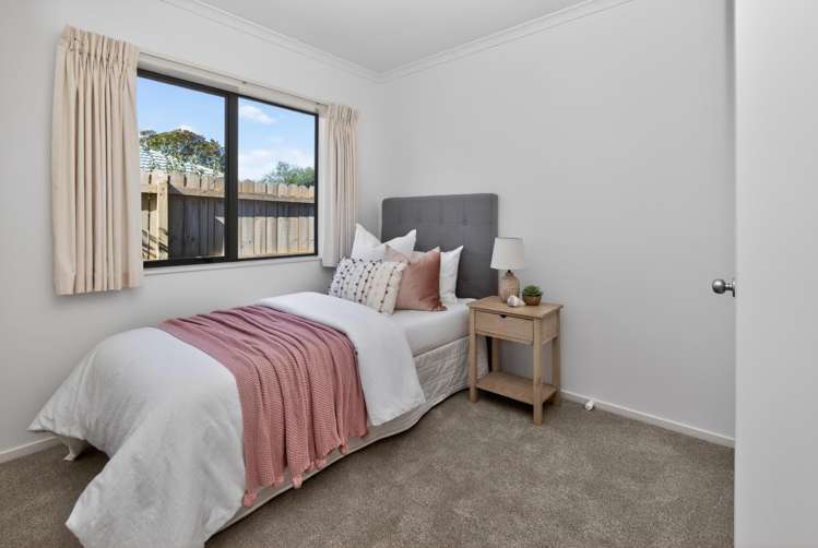 6 Nier Place East Tamaki Heights_11