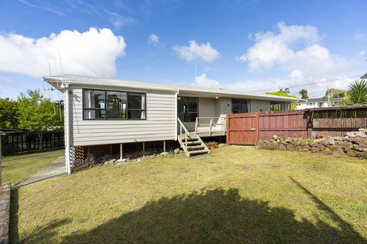 43 Fisher Terrace Te Kamo_25