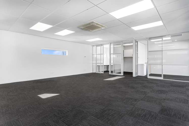 35B Leslie Hills Drive Riccarton_21