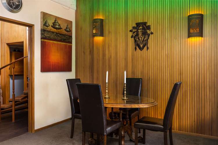 8 Wadsworth Crescent Redwoodtown_5