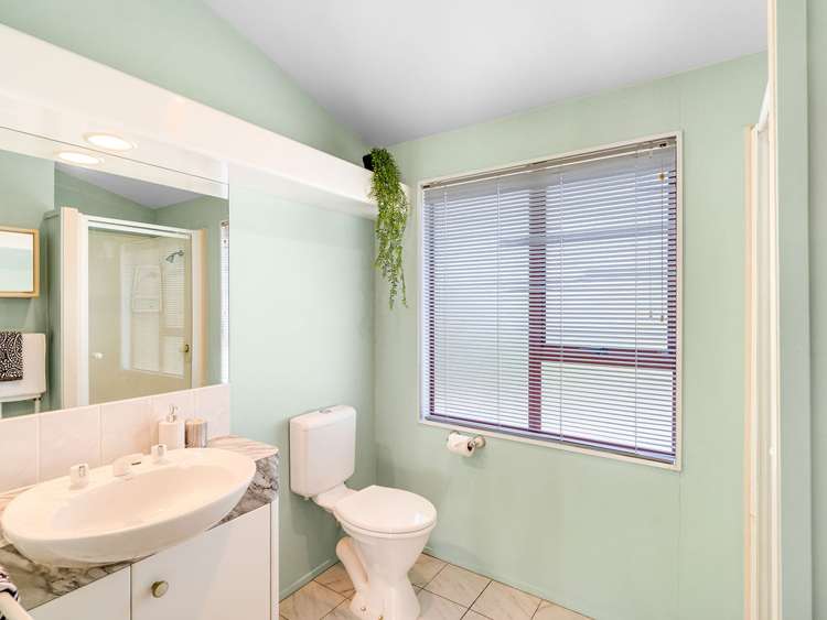 8 Princess Maria Place Massey_14