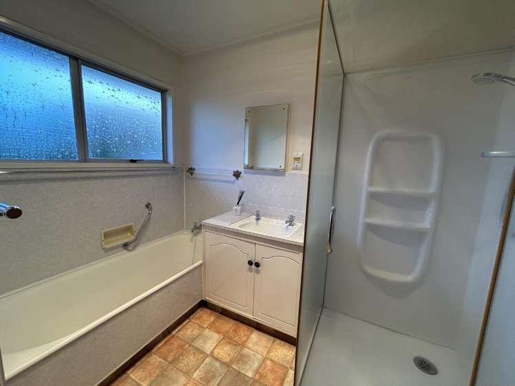 2/531 Devonport Road 1047_6