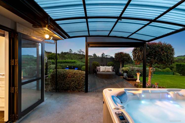 139 Chamberlain Road Bombay_2