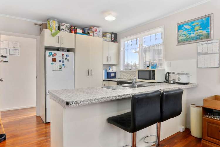 5 Drive Pickering Avenue Manurewa_10