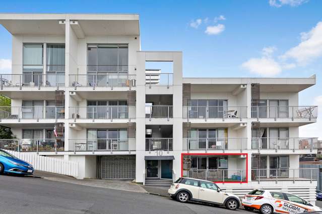 107/10 Flower Street Eden Terrace_2