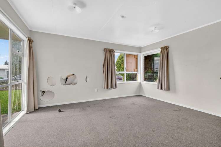 22 Odlin Crescent_2
