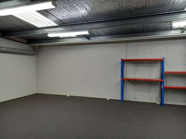 9c Airborne Road Albany_4