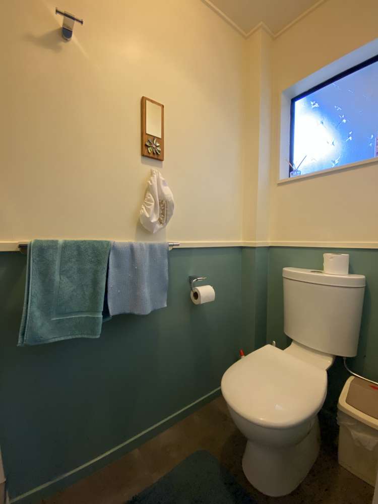 8 Escort Grove Awapuni_31