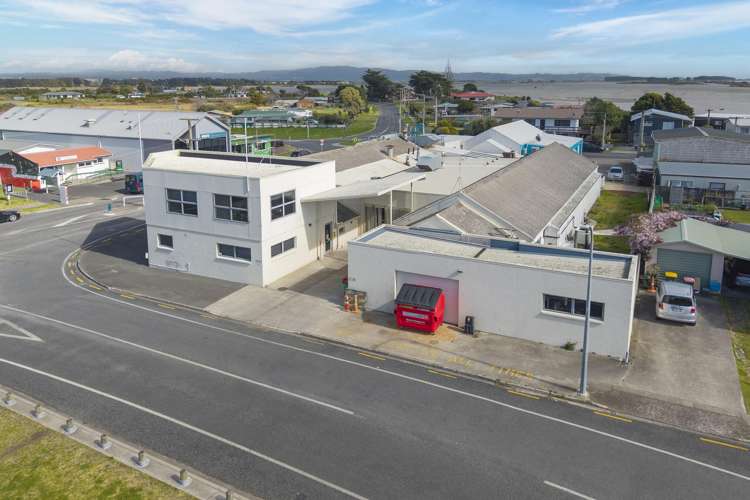 6 Little Waihi Road Maketu_12
