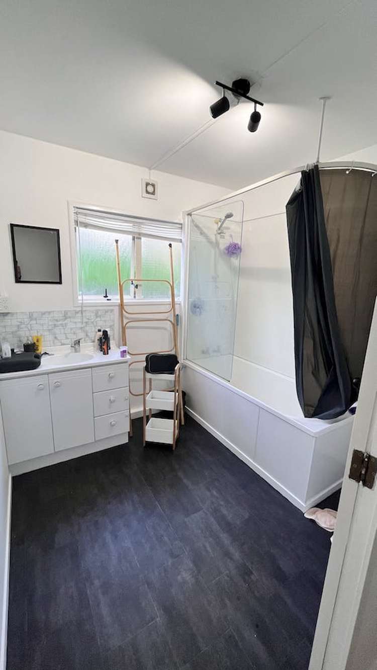 80k Tirimoana Road Te Atatu South_7