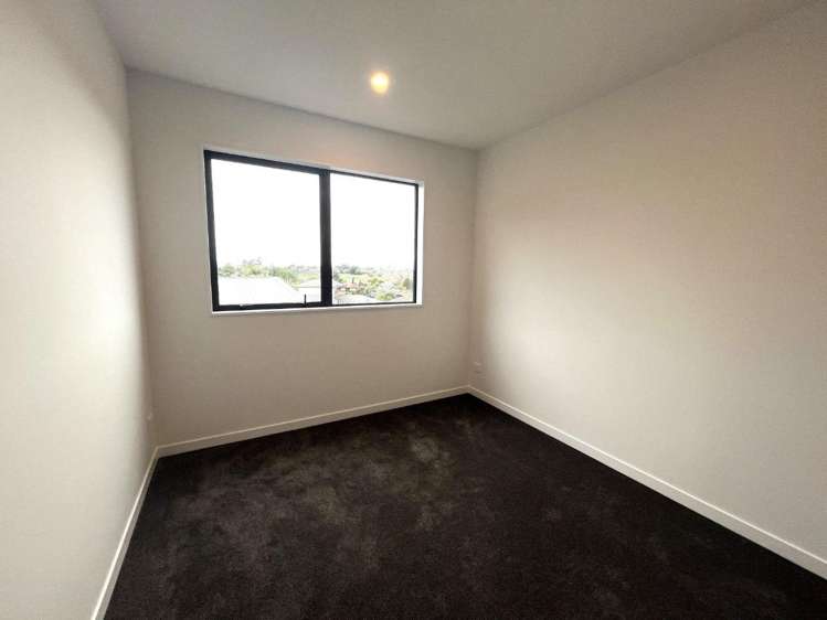 11 Irwin Lane Windsor Park_7