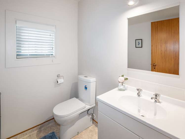 24 Oceanbeach Road Mount Maunganui_15