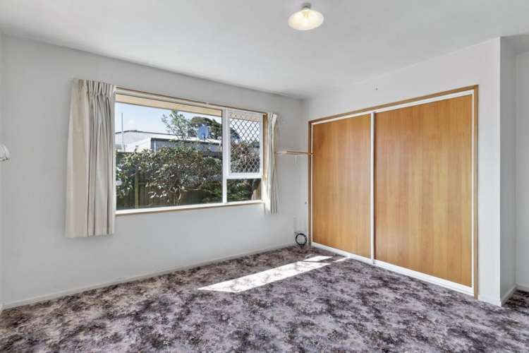 2/61A Strathfield Avenue Dallington_7