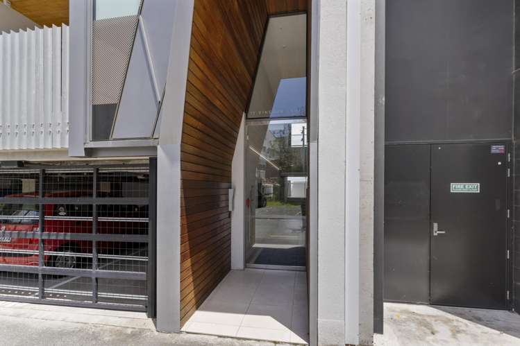 102/11 Vinegar Lane Grey Lynn_9