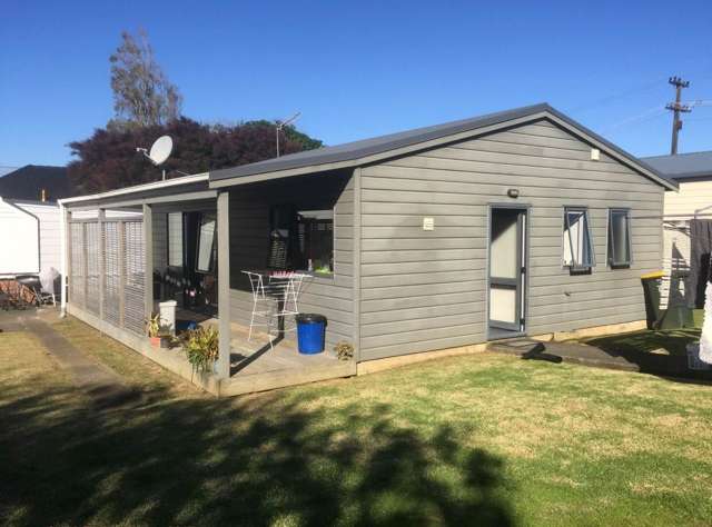 2 Bedroom Standalone House with Single Garage