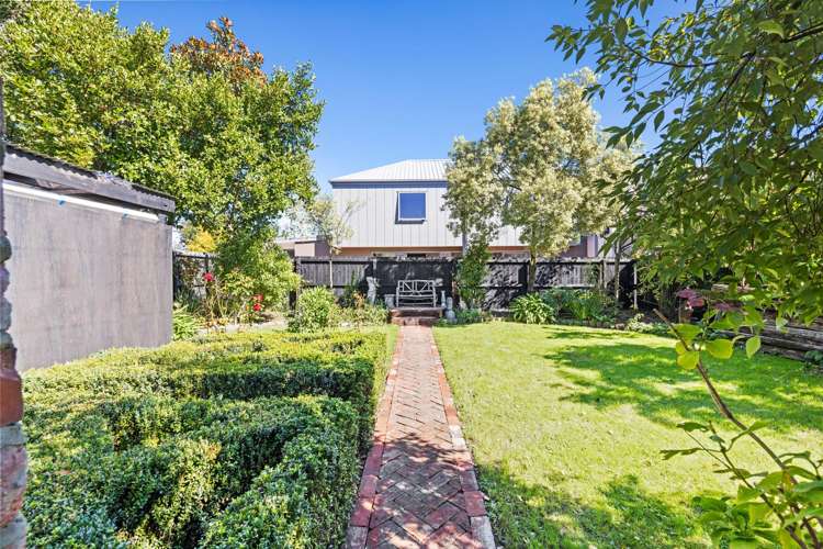 197 Barrington Street Somerfield_21