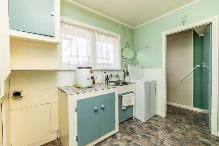 45 Grants Road Marchwiel_12