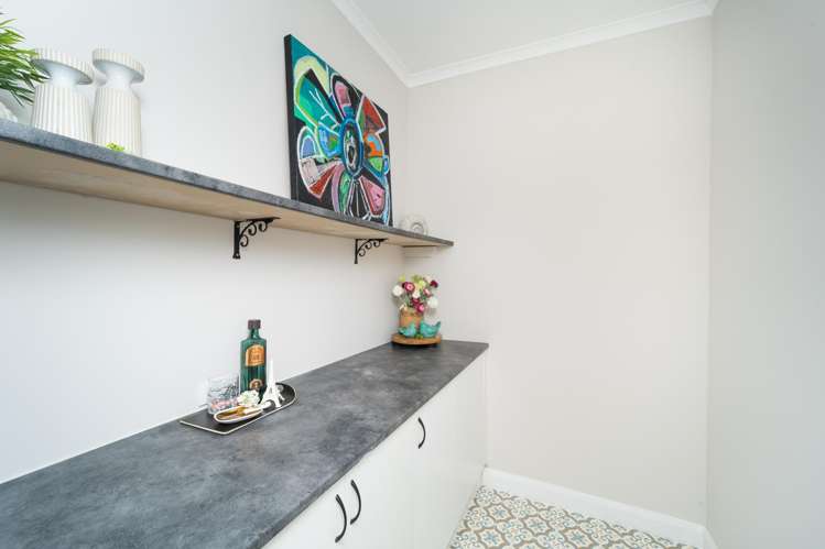 85 Shamrock Street Takaro_9