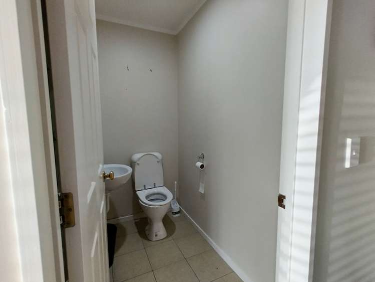 2/55 Kenepuru Drive Porirua_18