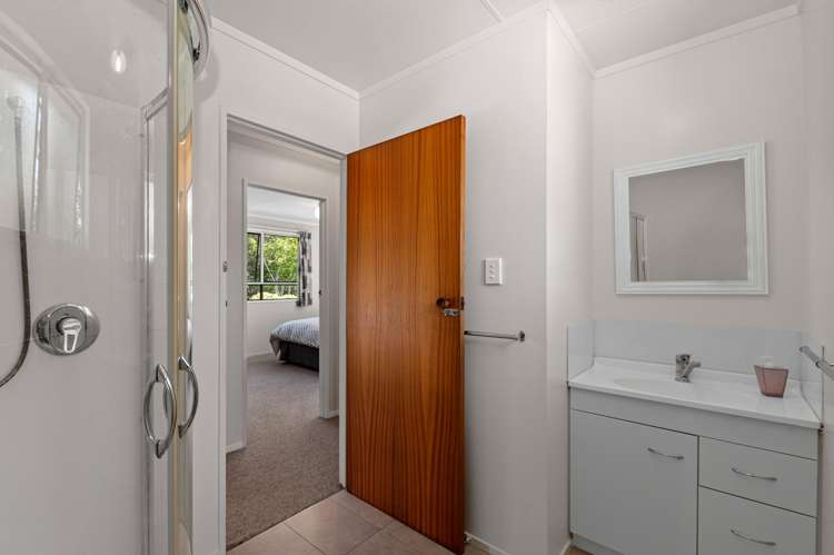 8 Te Mu Road Lake Tarawera_8