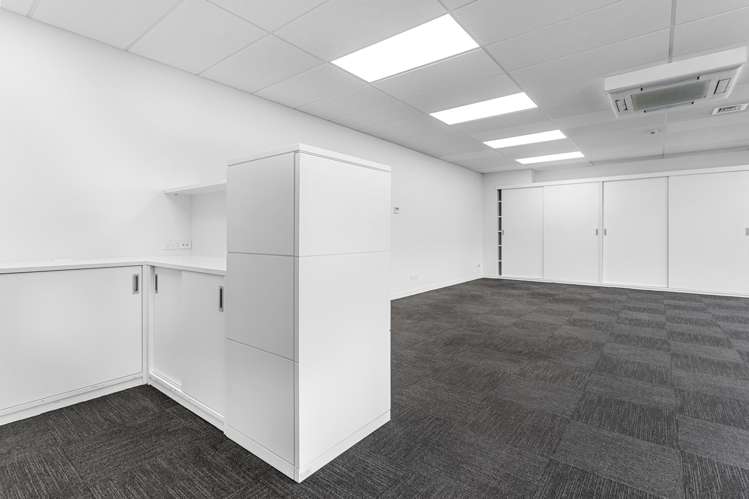 35B Leslie Hills Drive Riccarton_7