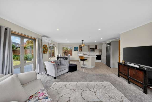 76 Fairway Drive Shirley_1