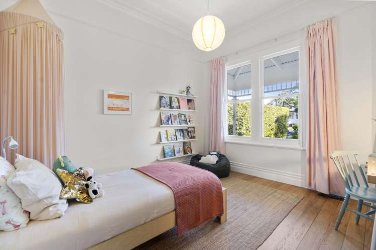 6 Summer Street Stanley Point_15