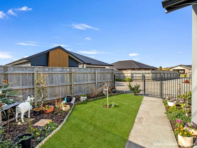 6 Simon Street Tawhero_23