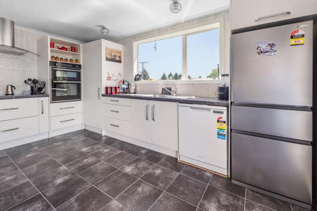 99 Balaclava Street and 6 Pera Street Wyndham_4