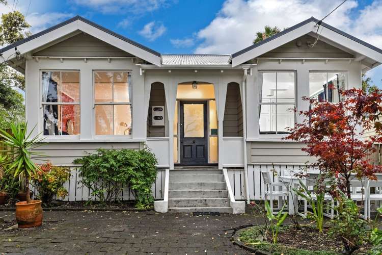 1/25 Aramoana Avenue Devonport_0