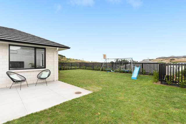 35 Ballintoy Park Drive Welcome Bay_2