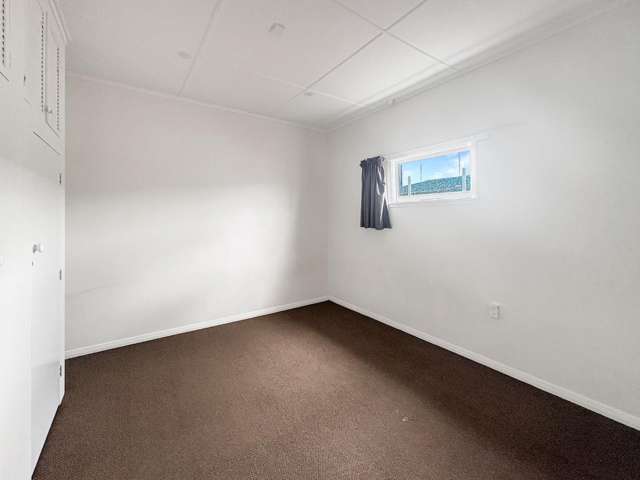 240 Ferguson Street 10930_4