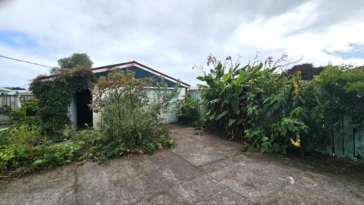 72 Broadway Waitara_12