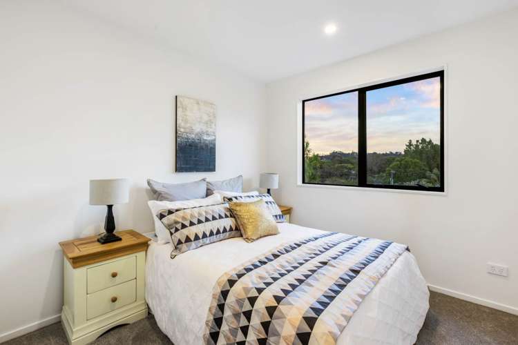 1/135 Lancaster Road Beach Haven_19