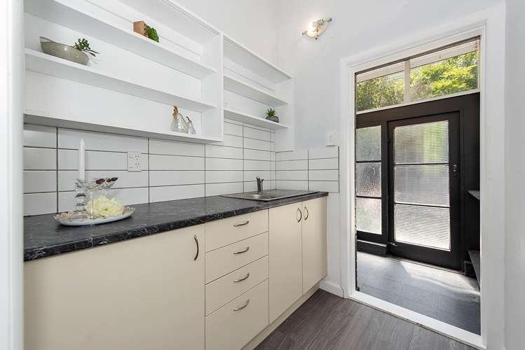 192 Te Rapa Road Beerescourt_11