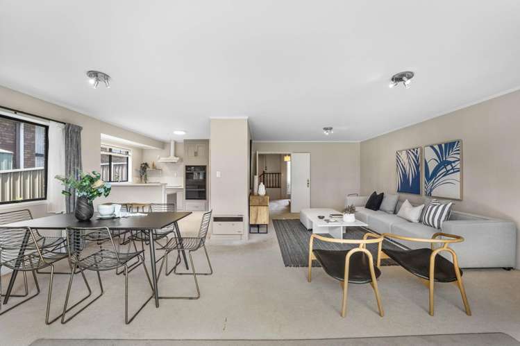 2/159 Norman Lesser Drive_5