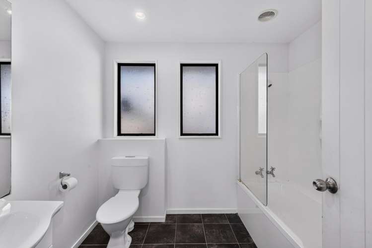 25A Jeffares Place Taradale_10