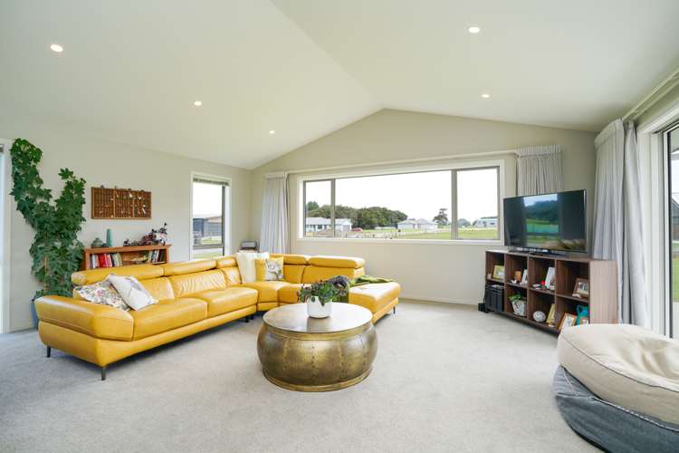 115 Blairlogie Close Otatara_7