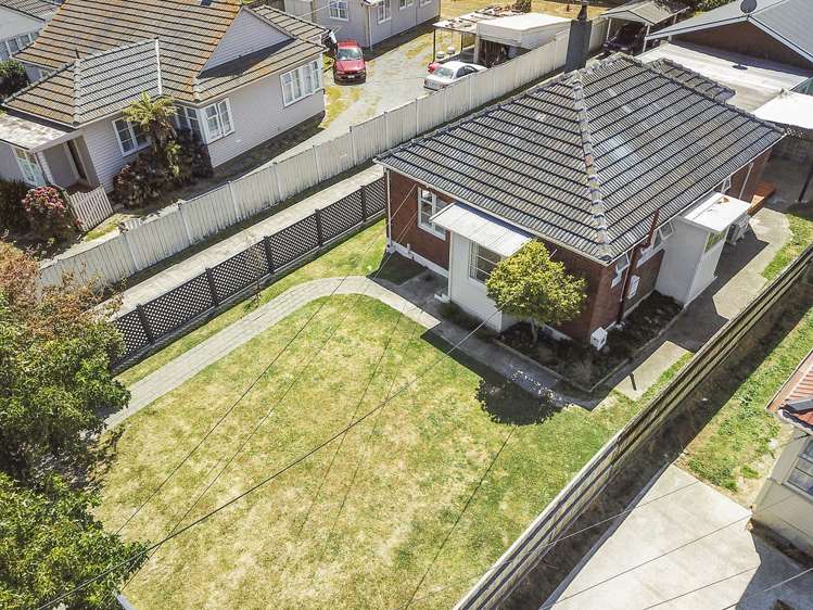 2/37 Bush Street Naenae_18