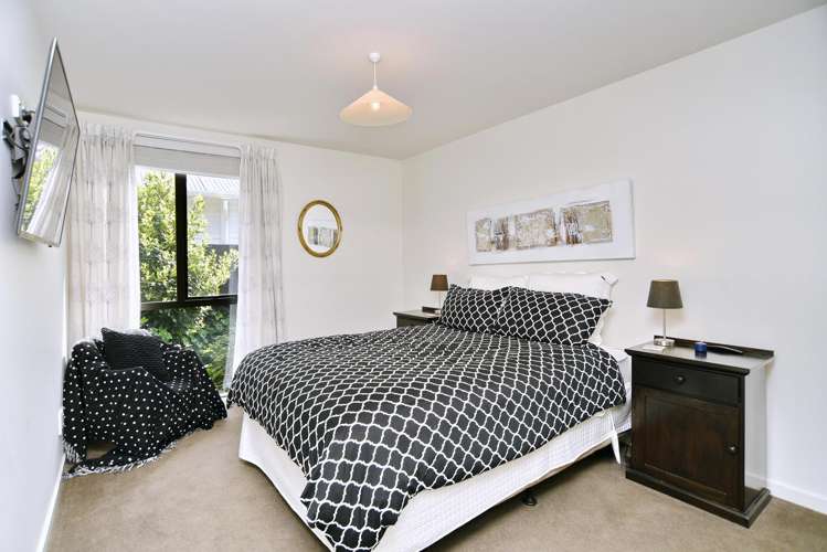 102 Hills Road Edgeware_29