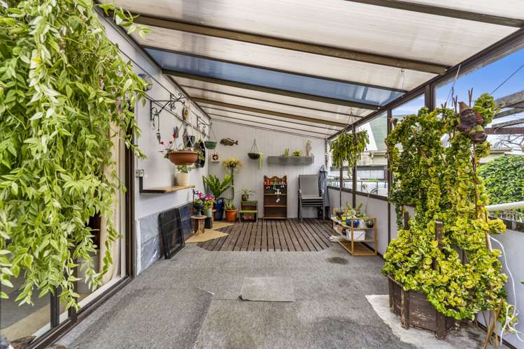 22 Fairdale Avenue Red Hill_17