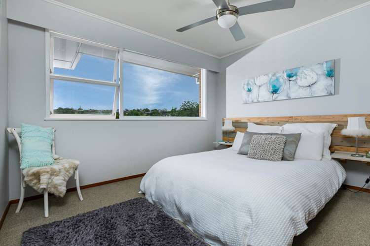 2/6 Palawan Place Torbay_7